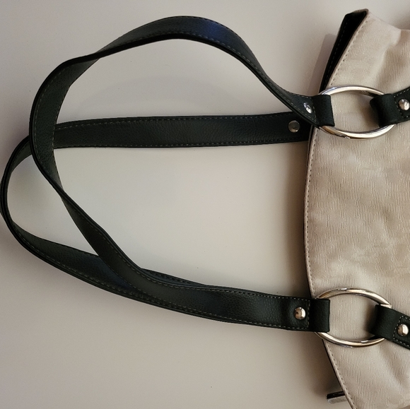 New York and company purse - Picture 3 of 6